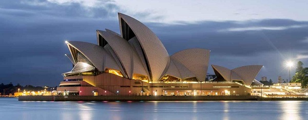 万国觉醒国士无双答题答案 以船帆为造型的悉尼标志性建筑是